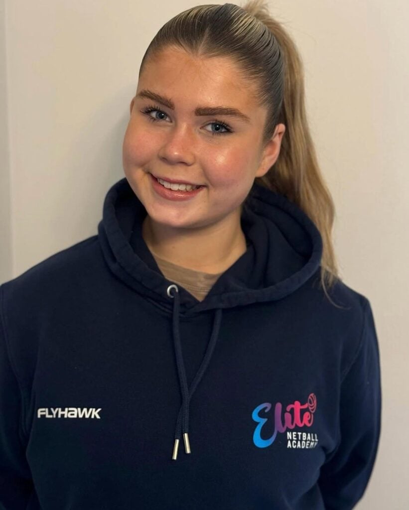 Netball player success story - Lois